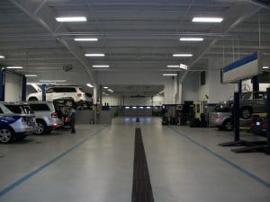 Masini de reparat in service