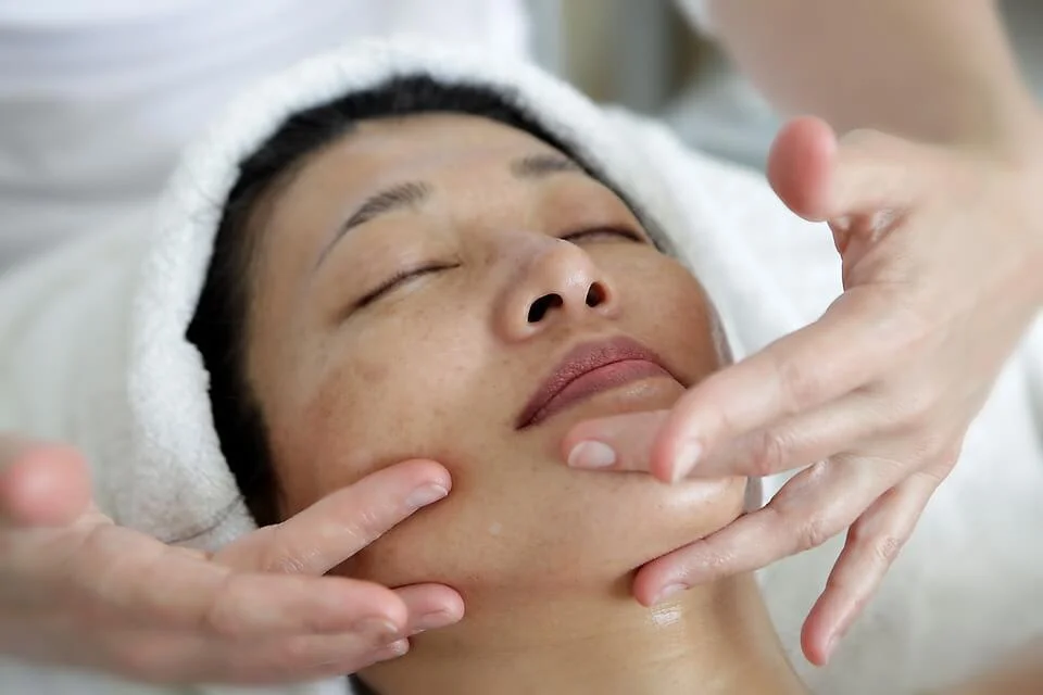 Tratamente faciale pentru riduri