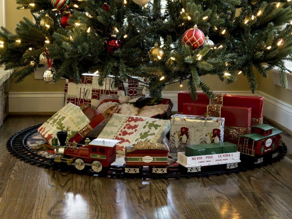 jucarii copii mos craciun