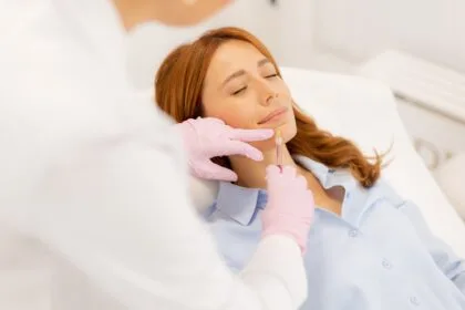 Mărirea buzelor cu botox